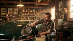 L'auto come estensione della personalità: perché gli uomini tengono così tanto alle loro auto